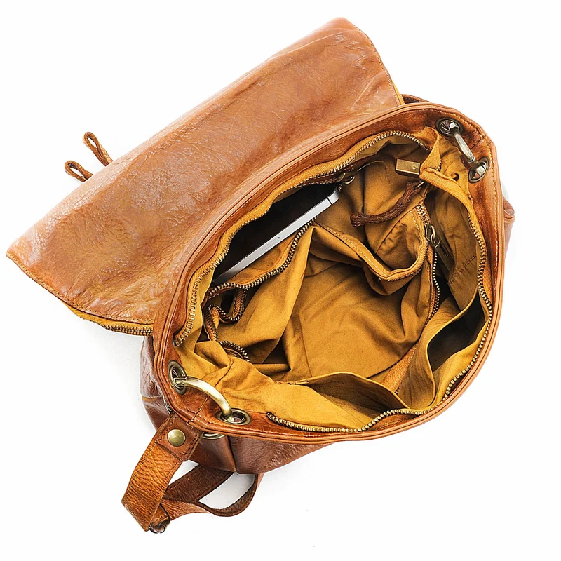 Sac besace en cuir vintage MISS BAYE Cognac