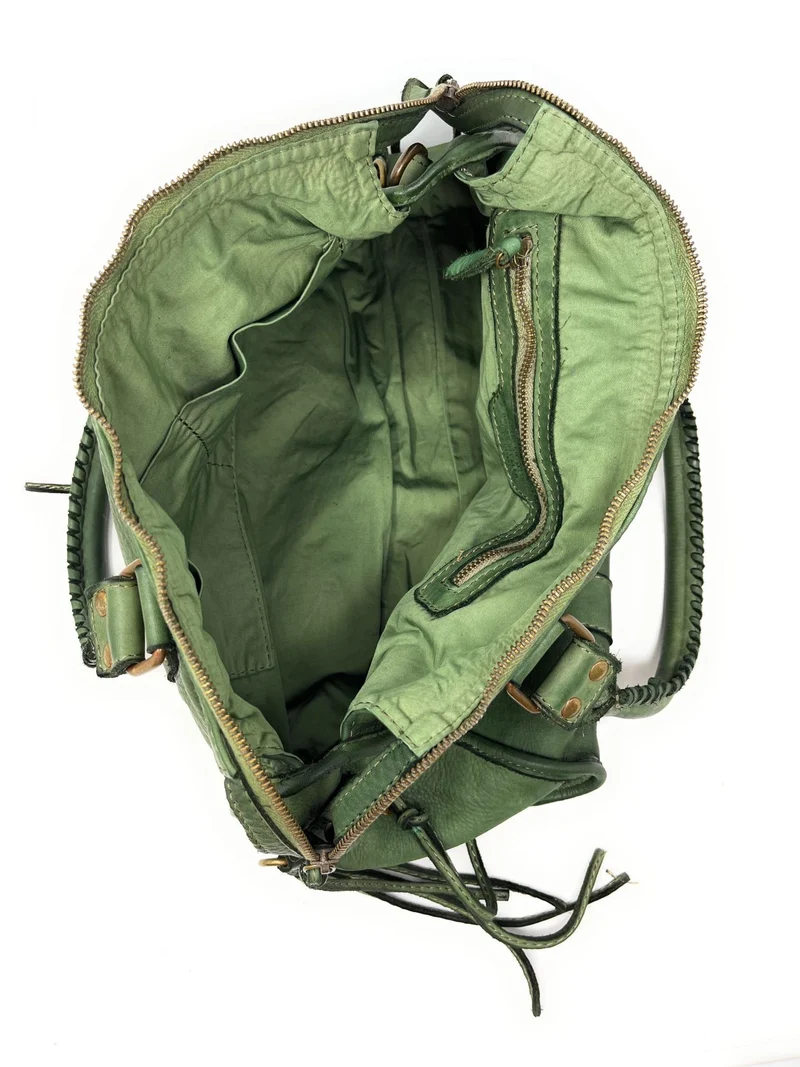 Sac à main porté épaule en cuir vintage STORM ROCK Vert intense