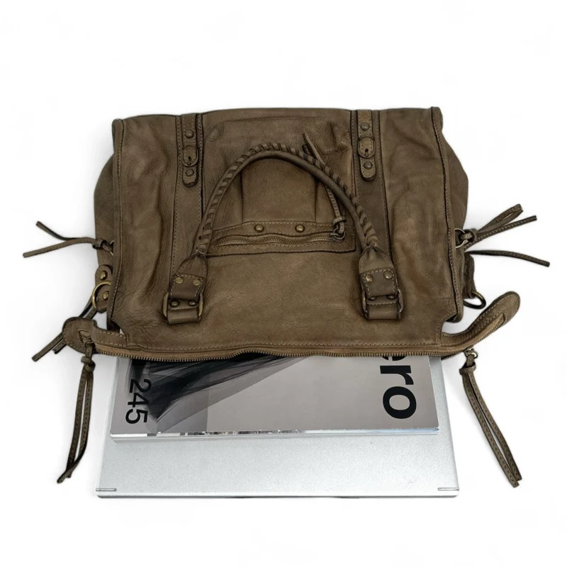 Sac à main en cuir vintage MISS STORM Taupe foncé