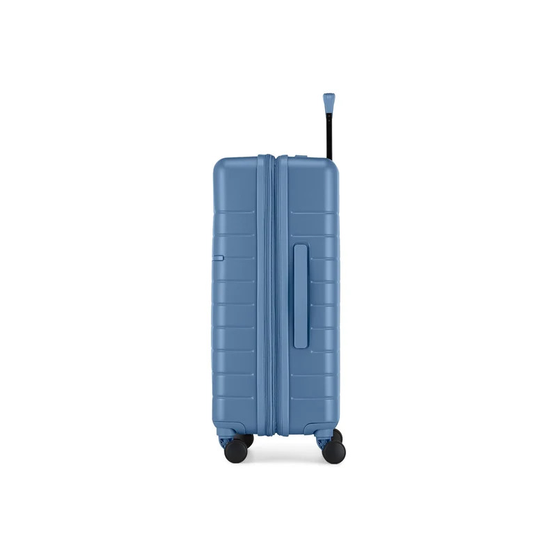 Bugatti Munich Check-In Medium *Drop Ship*