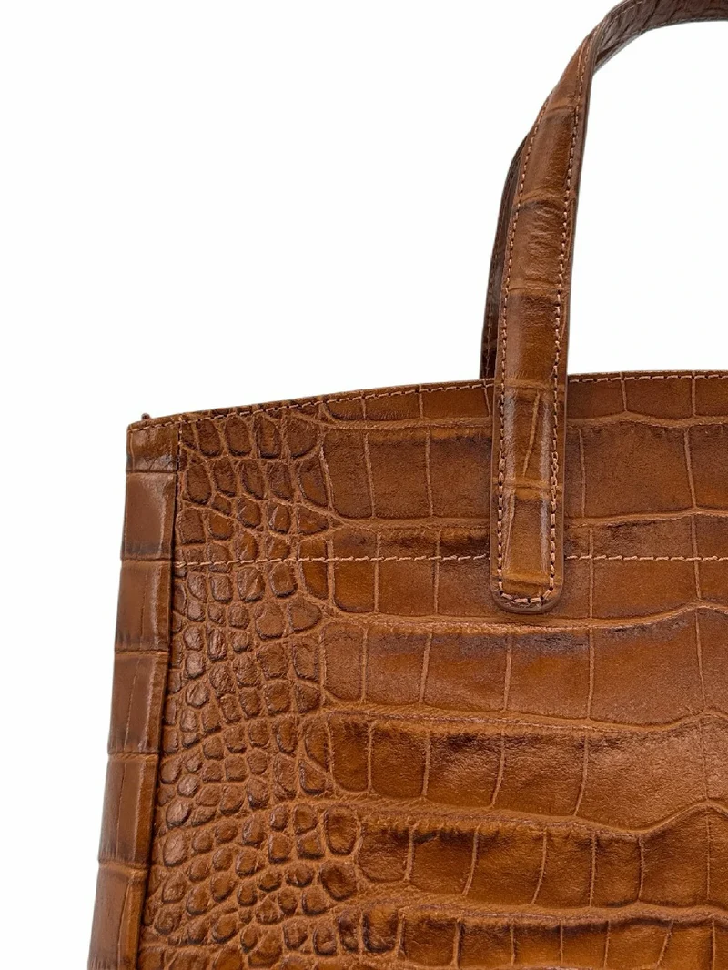 Sac cabas en cuir verni façon croco BE LADY Camel foncé