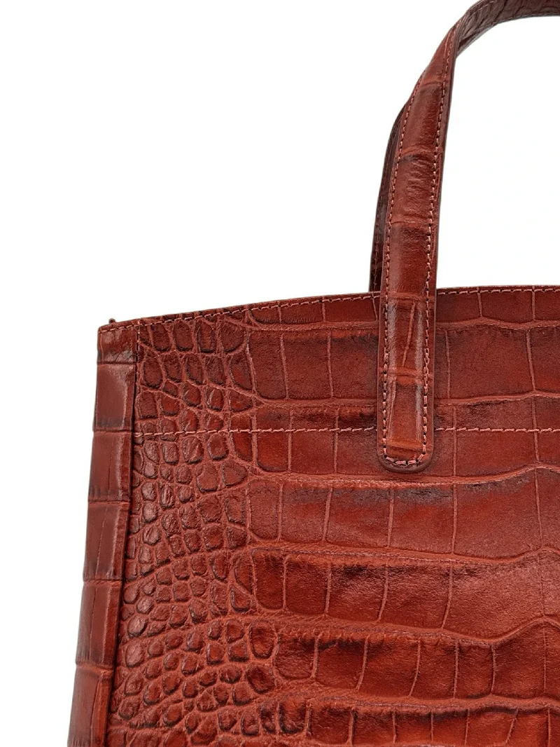 Sac cabas en cuir verni façon croco BE LADY Cognac foncé