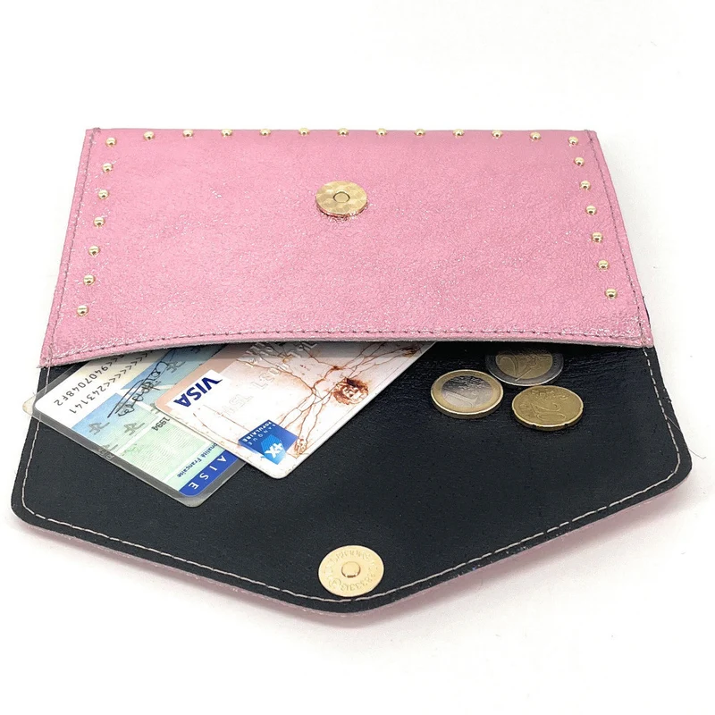 Pochette enveloppe en cuir irisé TINA Rose pâle irisé