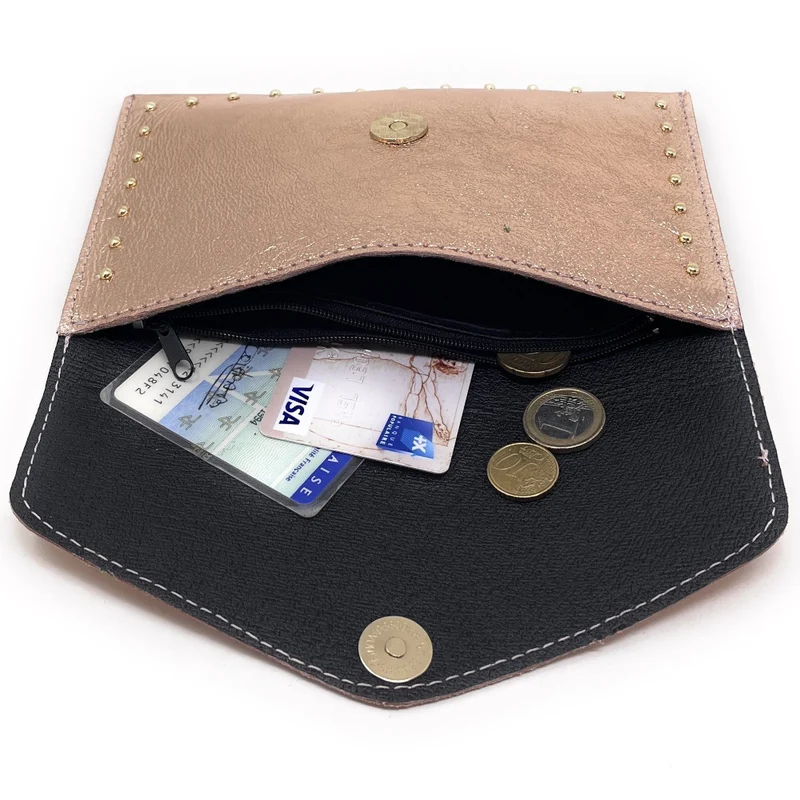Pochette enveloppe en cuir irisé TINA Rose gold