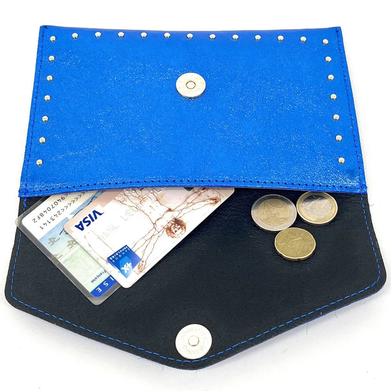 Pochette enveloppe en cuir irisé TINA Bleu roi irisé