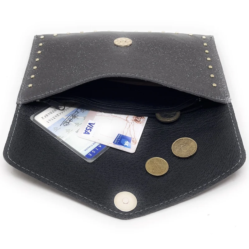 Pochette enveloppe en cuir irisé TINA Argent foncé