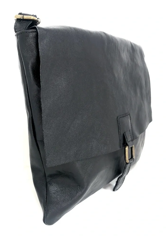 Sac bandoulière en cuir irisé COQUETTE GLOW Noir irisé
