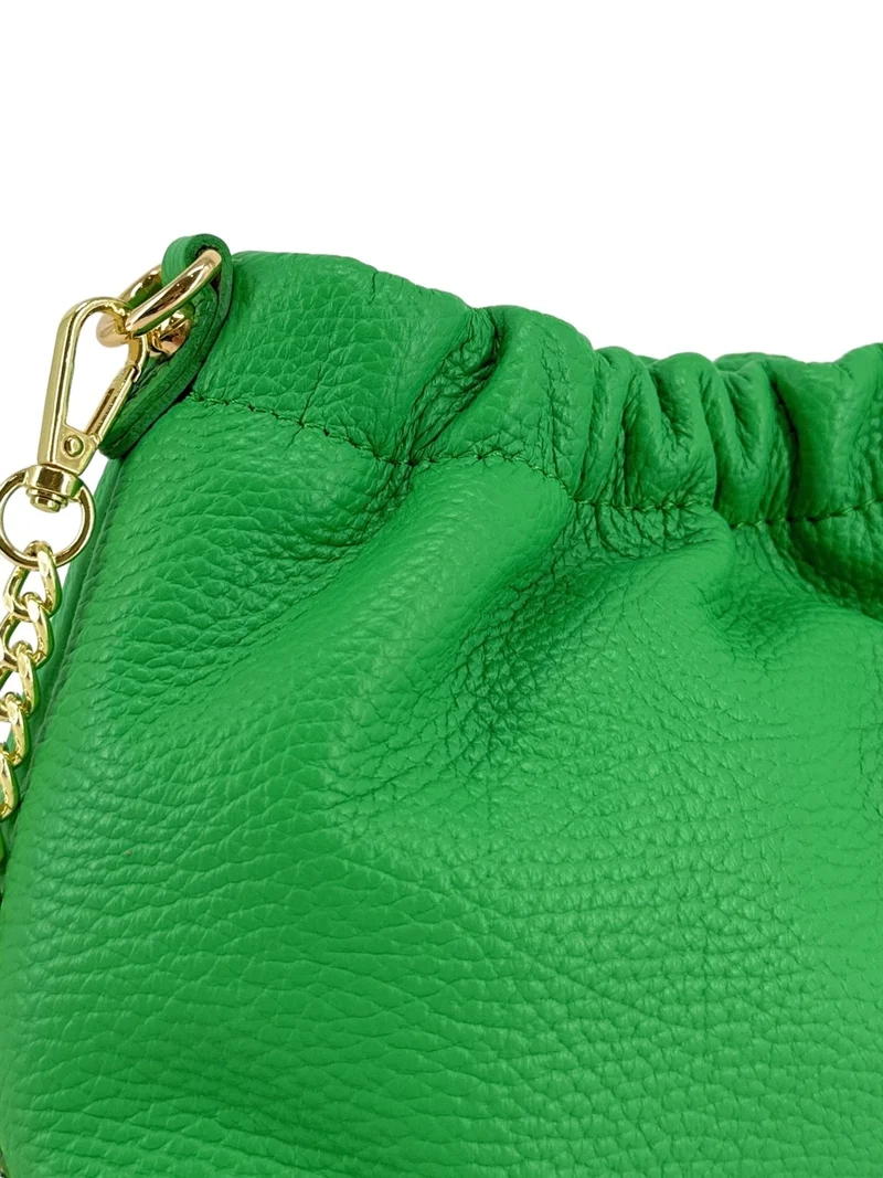 Sac pouch en cuir grainé LA POUCHINETTE Vert anglais