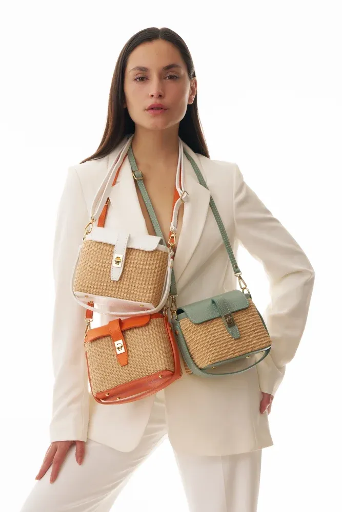 Mini-sac à main en cuir et raphia SIENNA Vert pastel