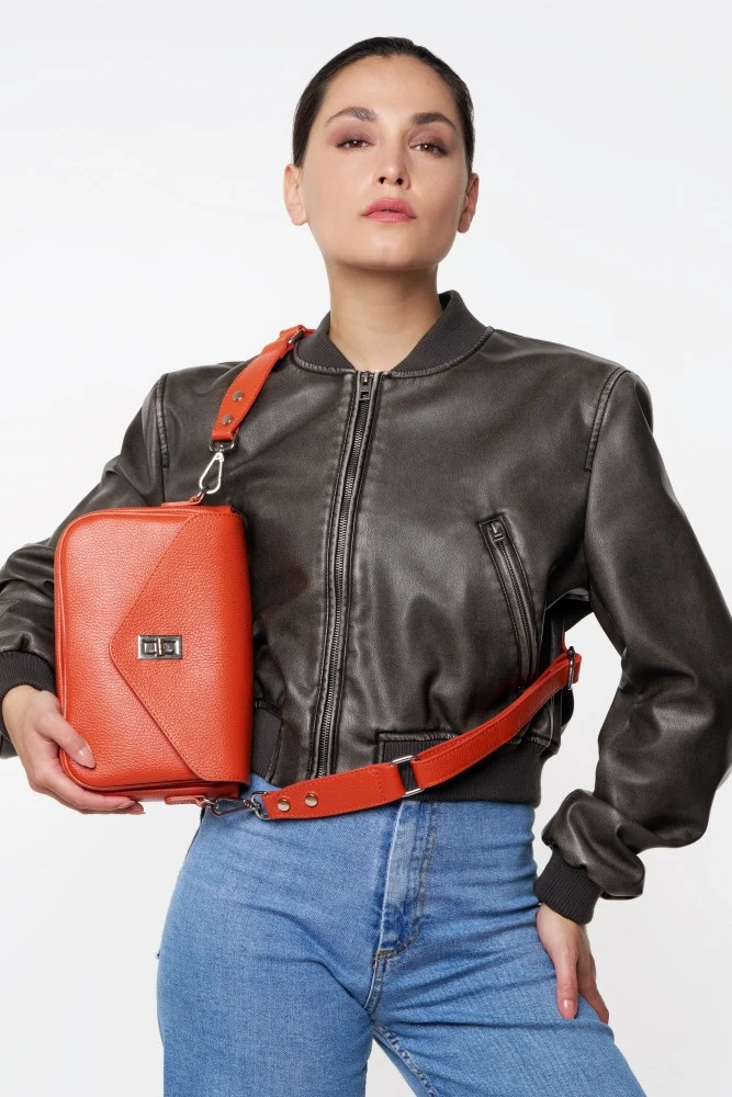 Sac trotteur en cuir grainé BAGGY Orange Mandarine