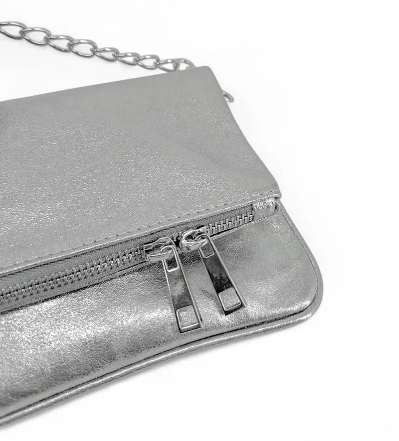 Sac pochette en cuir irisé ROXANE Argent clair