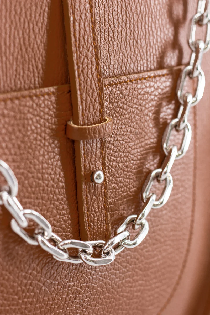 Sac à main hobo en cuir grainé CYBELE Camel foncé