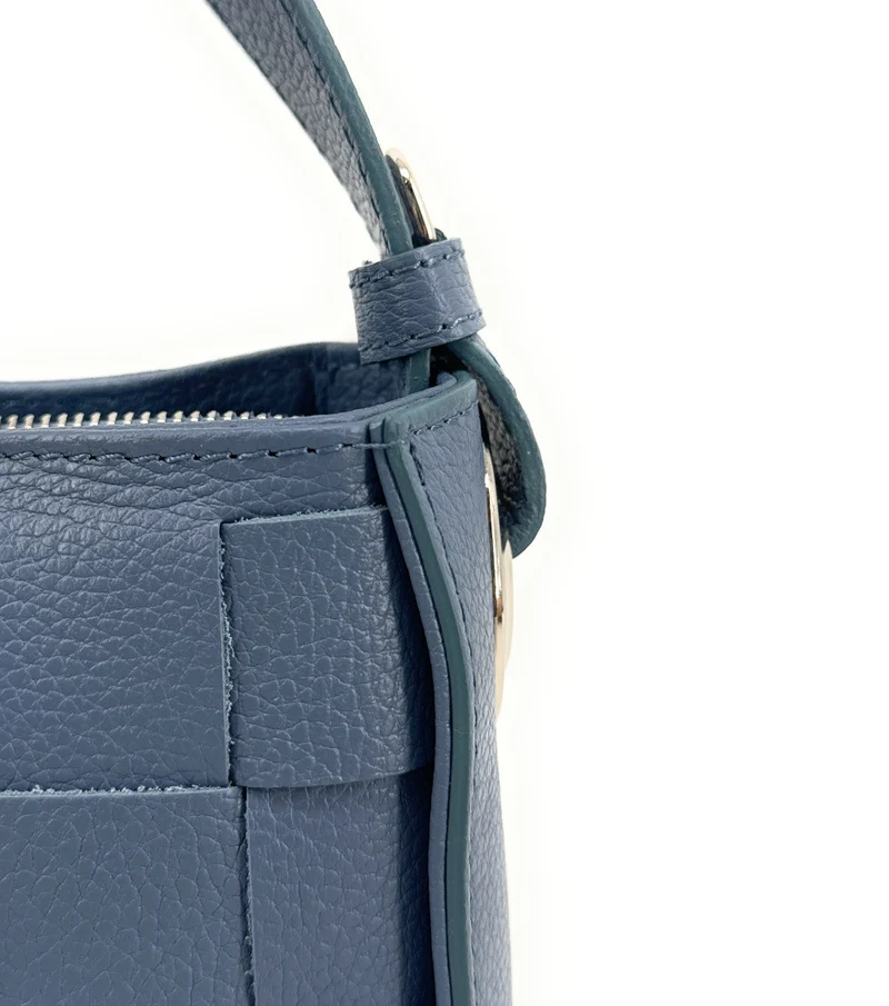 Sac en cuir grainé tressé CHESSY Bleu glacier