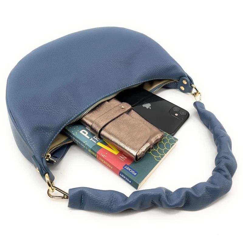 Sac demi-lune porté épaule en cuir grainé AURORA Bleu glacier