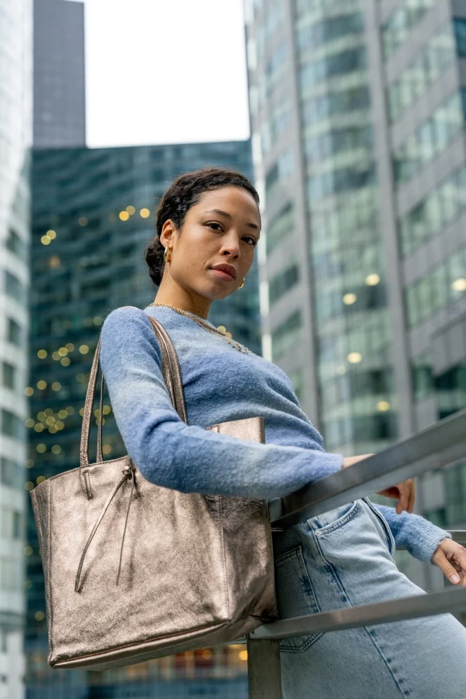 Sac cabas en cuir métallisé HOBART Champagne irisé