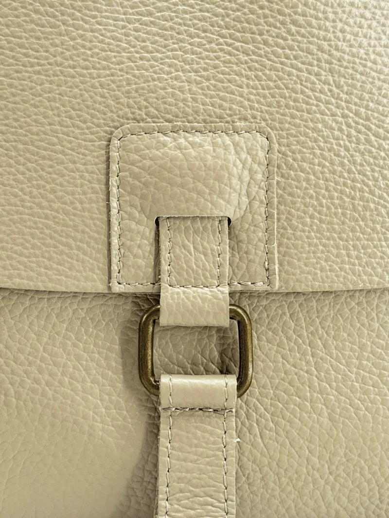 Sac bandoulière en cuir grainé COQUETTE Taupe clair