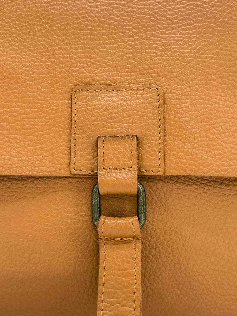 Sac bandoulière en cuir grainé COQUETTE Marron camel