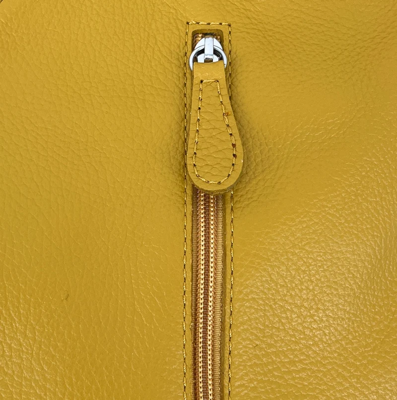 Sac HOBO en cuir grainé MANDALAY Jaune Moutarde