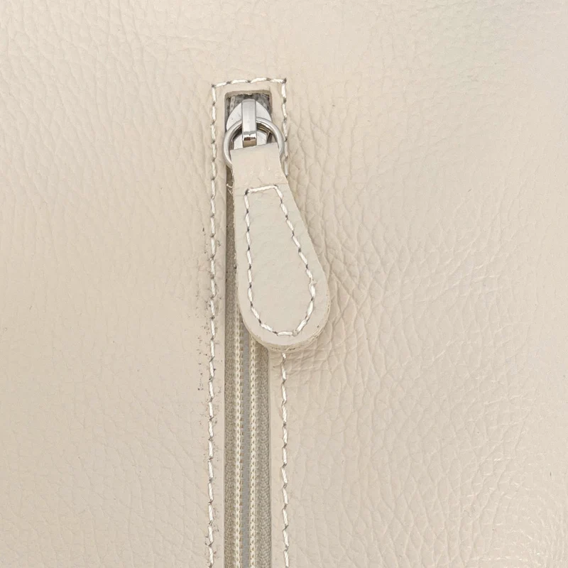 Sac HOBO en cuir grainé MANDALAY Beige crème