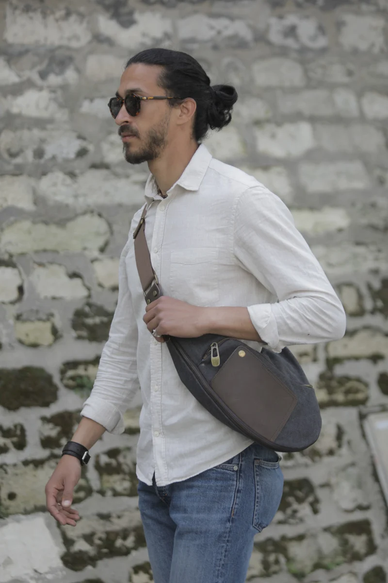 Sac besace holster en cuir italien et toile ANVERS Gris taupé