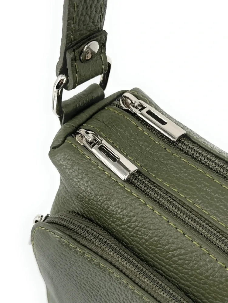 Sac trotteur à bandoulière en cuir grainé MANHATTAN Vert kaki