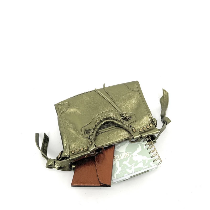 Mini-sac en cuir métallisé POCKY Kaki irisé