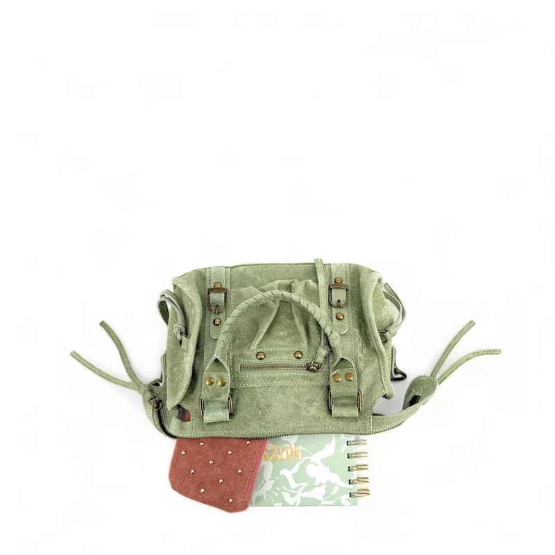 Mini-sac bowling en cuir mat brossé SANDSTORM MINI Vert amande